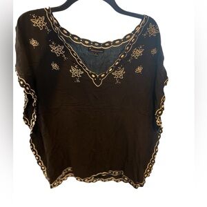 Dainty Handkerchief style Kaftan Top with Embroidered trim